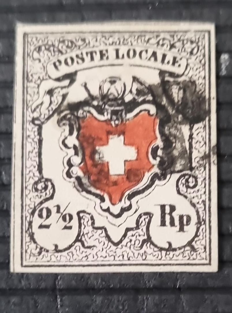 Poste Locale mit Kreuzeinfassung