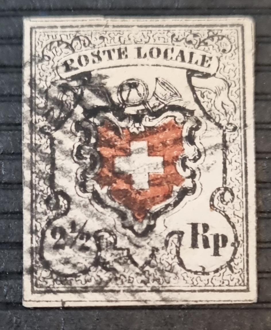 Poste Locale mit Kreuzeinfassung