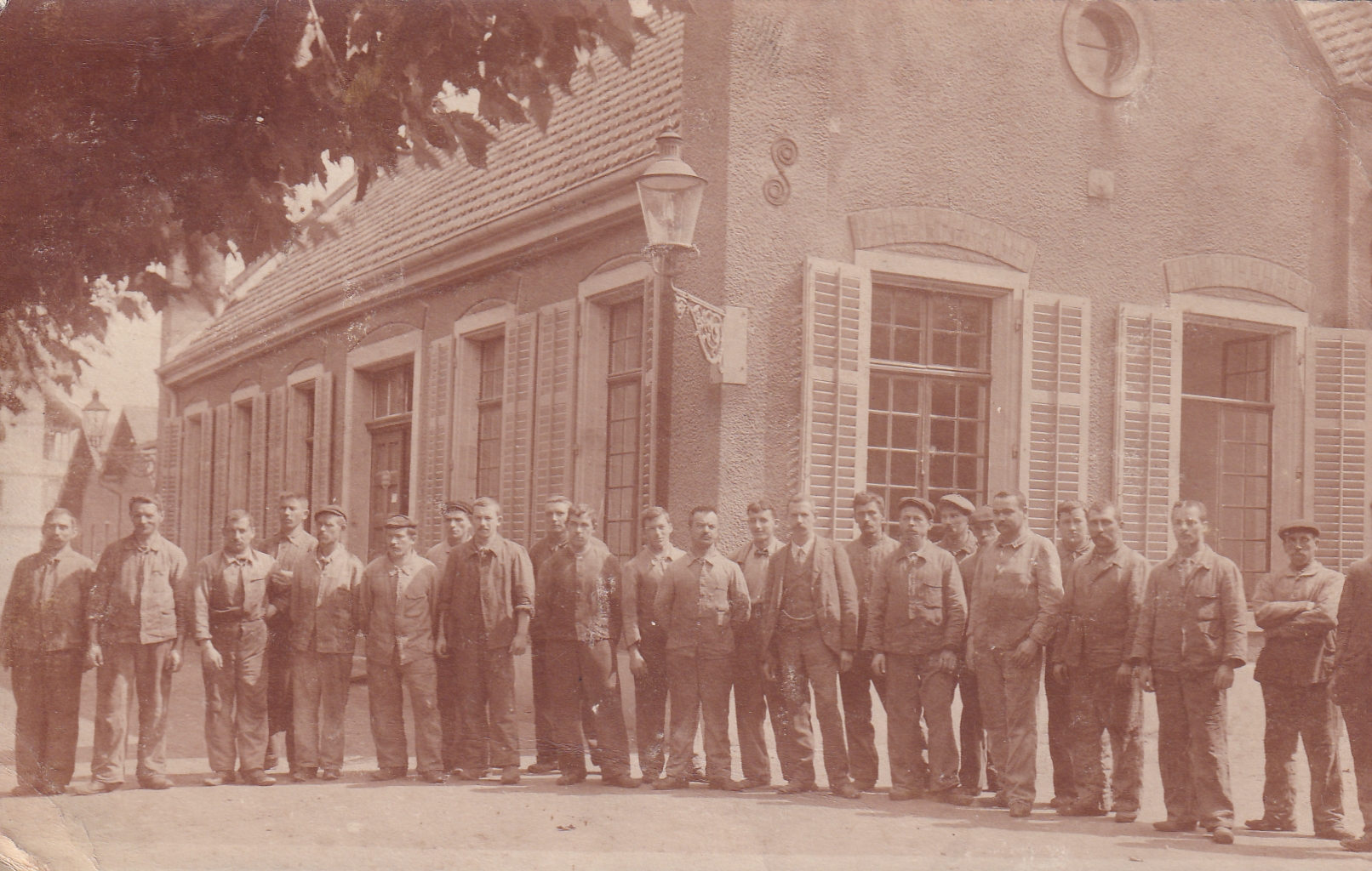 Ansichtskarte von, 29.10.1908 Mitarbeiter Nestle in Cham